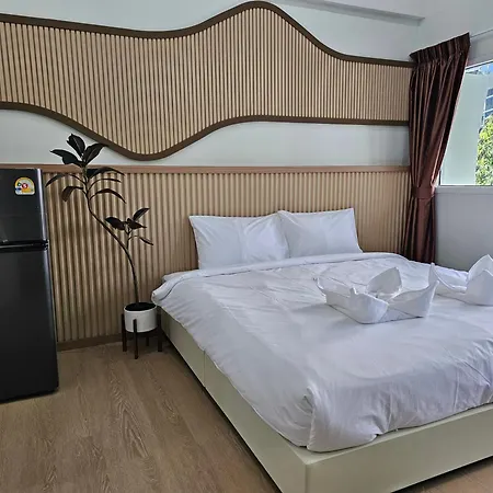 Lub Nai Hostel